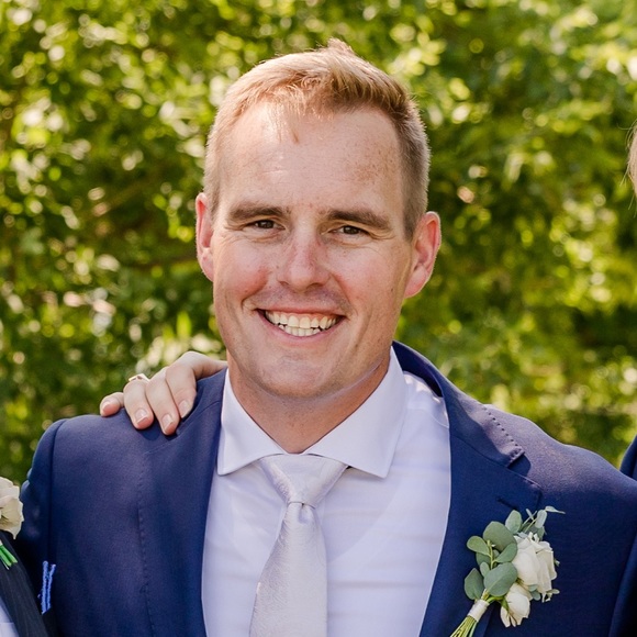 Meet the Posher Other - Meet your Posher, Alex